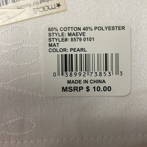 WATERFORD Maeve Placemats Set of 4 Pearl White NWT - Picture 5 of 5